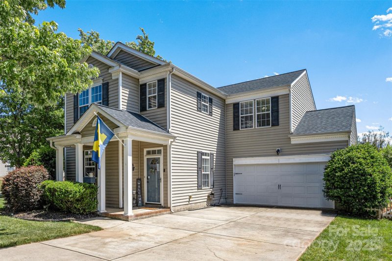 6107 Raisin Tree Lane