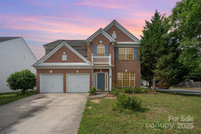 Property image 2 at 2013 Arbor Crest Court, Charlotte, NC 28262