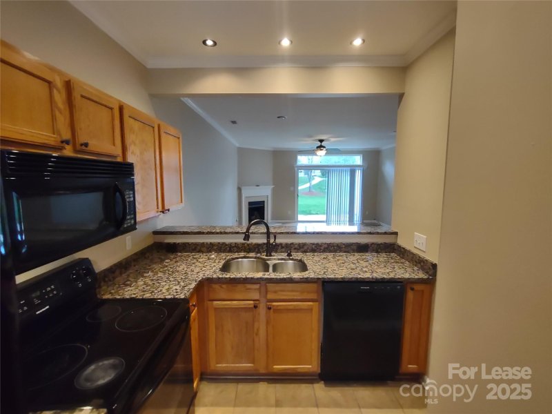 Property image 3 at 8852 Cinnabay Drive, Charlotte, NC 28216