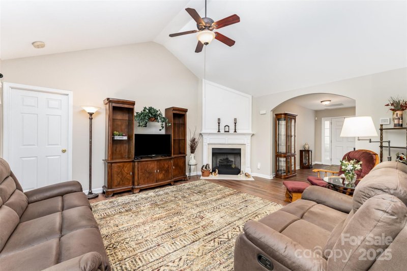 Property image 5 at 13830 Riding Hill Avenue, Charlotte, NC 28213