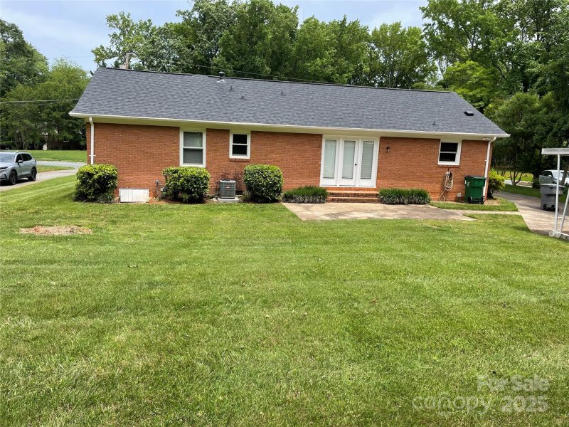 Property image 2 at 5734 Brookhaven Road, Charlotte, NC 28210