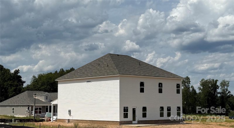 Property image 4 of 518 Hullview Vista in Cedar Meadows, Monroe, NC 28110