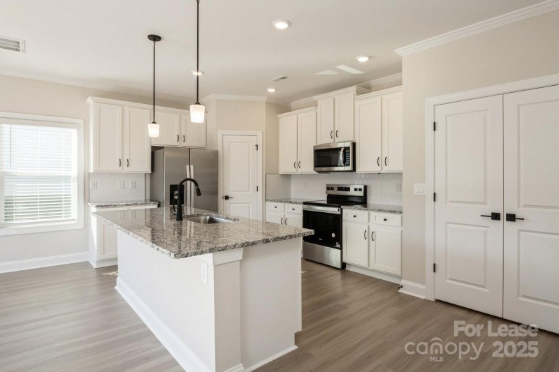 Property image 5 at 122 Wembury Lane, Troutman, NC 28166