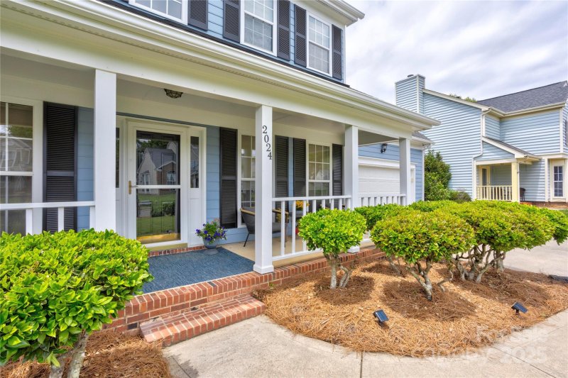 Property image 2 at 2024 Stonewyck Avenue, Kannapolis, NC 28081