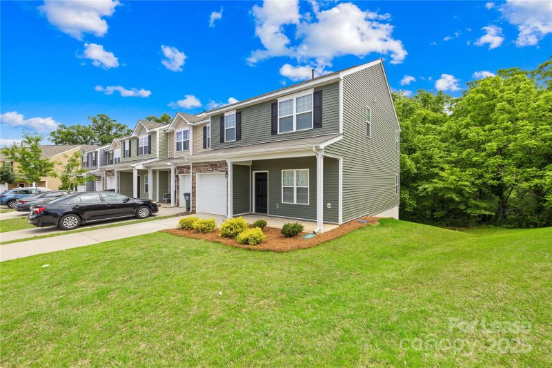 Property image 2 at 6519 Revolutionary Trail, Charlotte, NC 28217