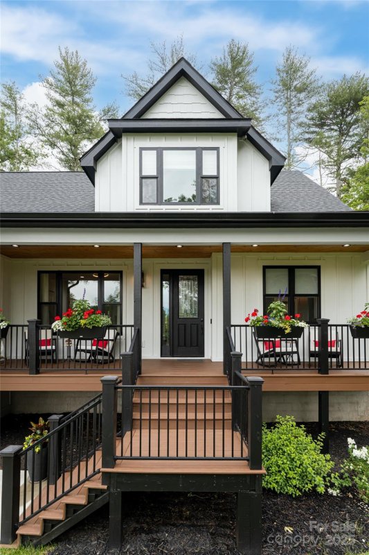 Property image 2 of 99 Timber Ridge Circle in Timber Ridge, Leicester, NC 28748