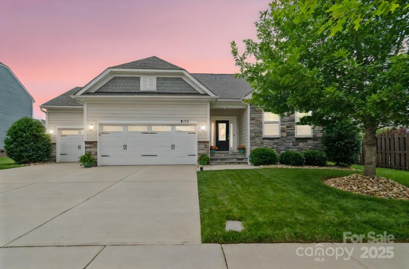 2112 Balting Glass Drive