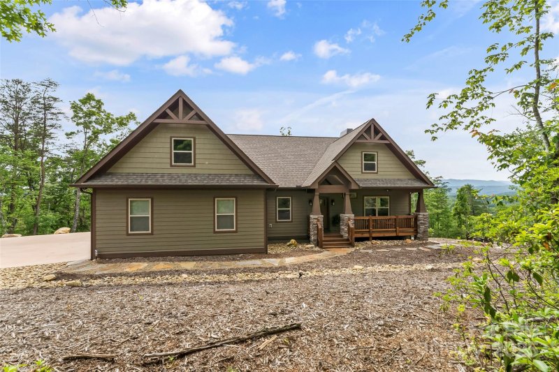 Property image 2 of 552 High Trail Drive in The Arbor at Lake James, Nebo, NC 28761