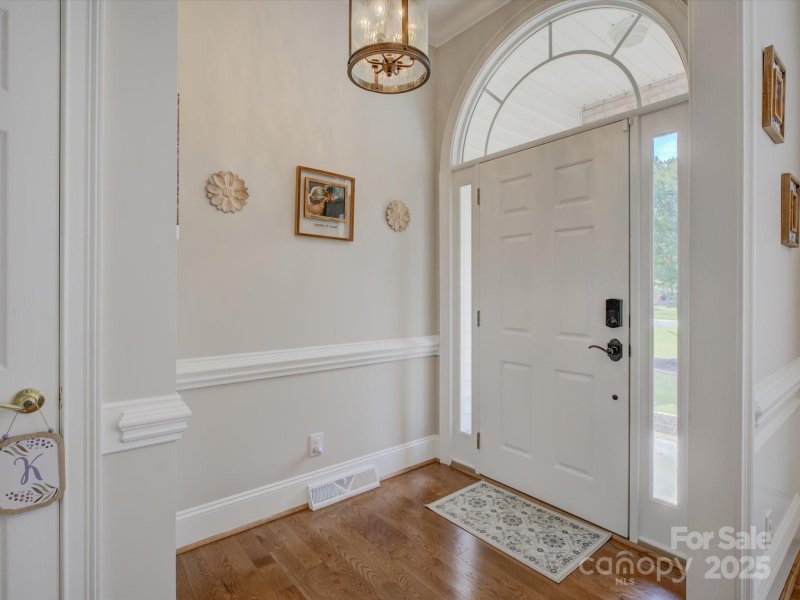 Property image 5 of 736 Creekbridge Drive in Miller Pond, Rock Hill, SC 29732