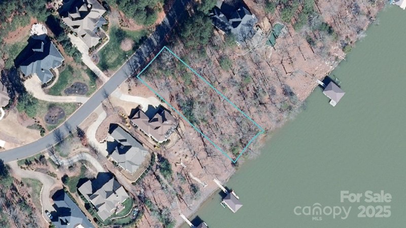 Property image 4 of 3223 Lake Pointe Drive in Reflection Pointe, Belmont, NC 28012