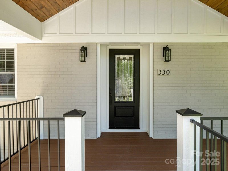 Property image 5 at 330 Balsam Road, Hendersonville, NC 28792