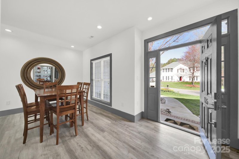 Property image 2 at 115 Currituck Court, Mooresville, NC 28117