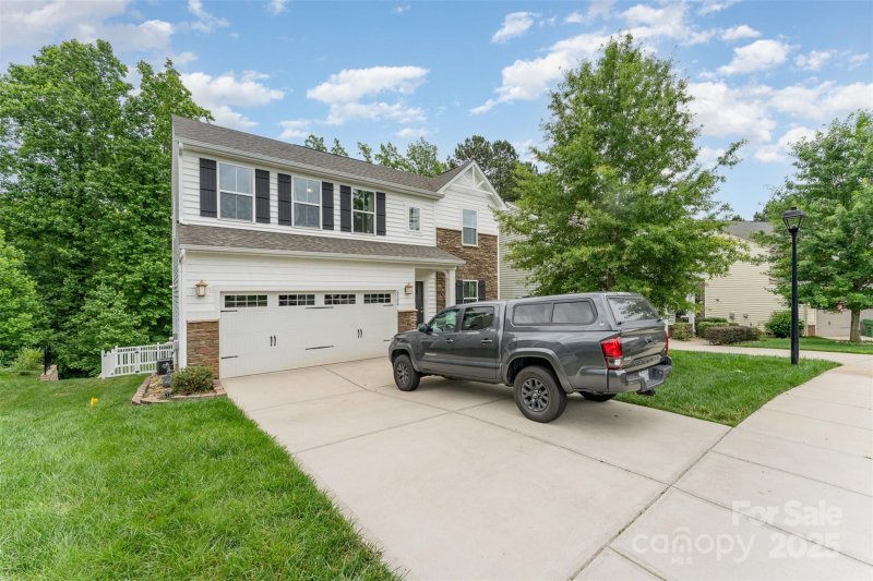 Property image 2 of 6726 Carradale Way in Berewick, Charlotte, NC 28278