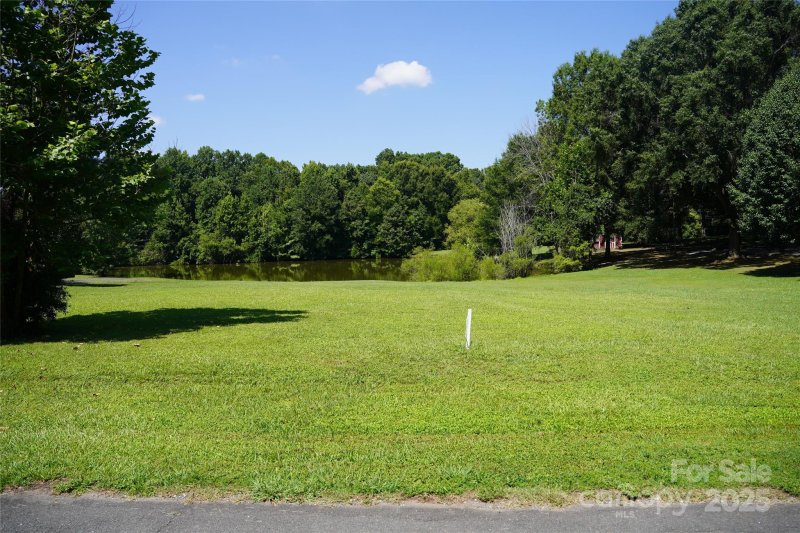 Property image 4 at 6339 Farmlake Drive, Mint Hill, NC 28227