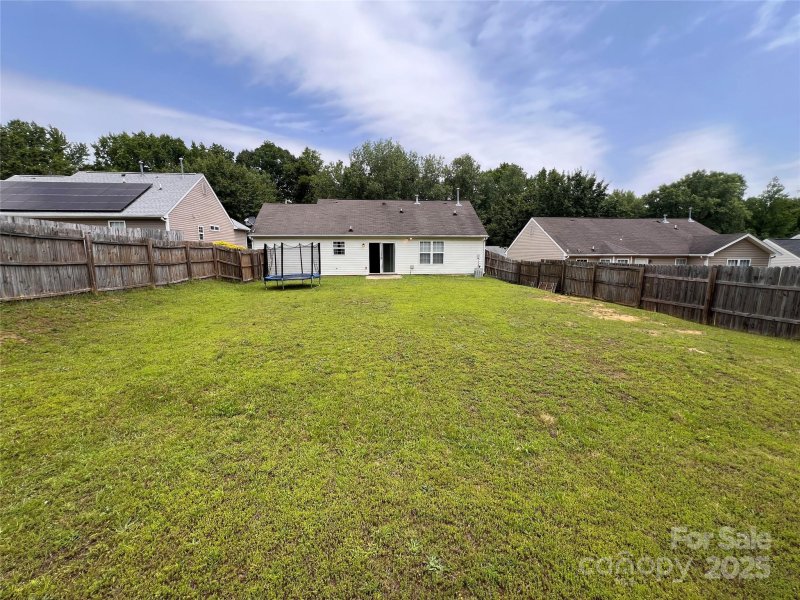 Property image 4 at 5523 Stone Bluff Court, Charlotte, NC 28214