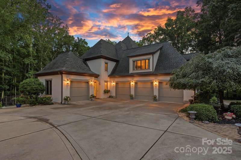 Property image 4 at 10300 Sweetleaf Place, Charlotte, NC 28278