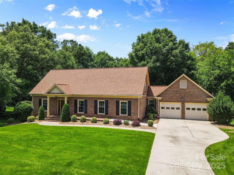 Property image 2 at 7916 Wellston Drive, Charlotte, NC 28210