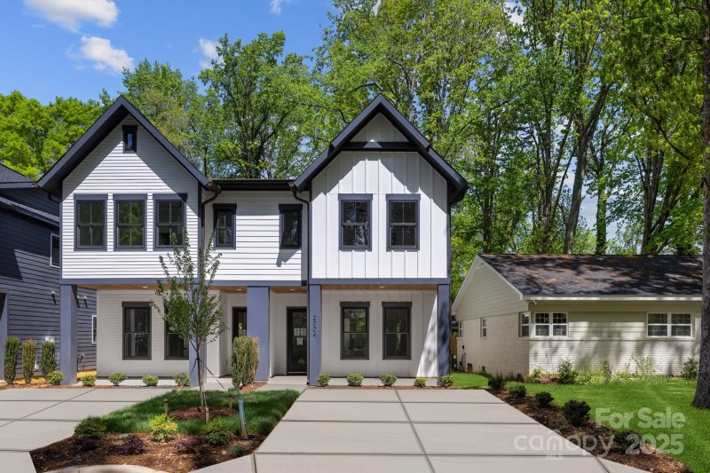 Property image 2 of 2004 St John Street in Lincoln Heights, Charlotte, NC 28216