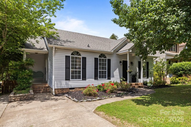 Property image 2 at 3801 Rosedown Drive, Matthews, NC 28105