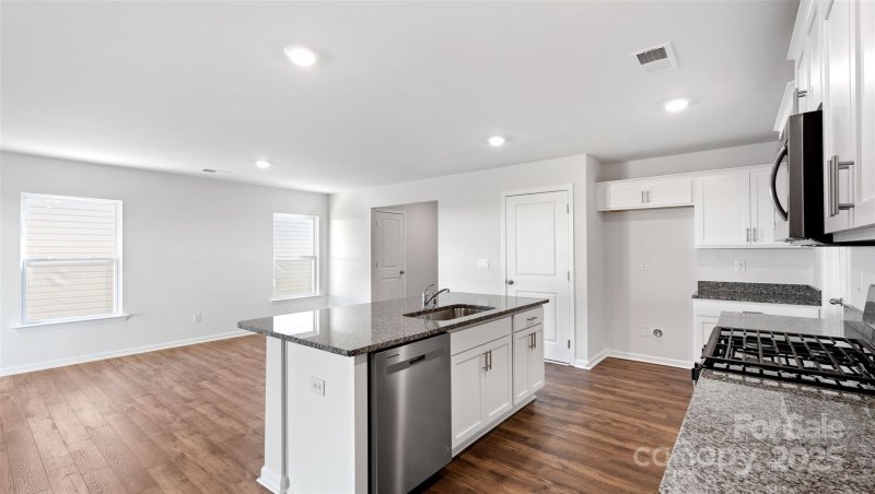 Property image 3 at 48 Lillian Lane, Hendersonville, NC 28792