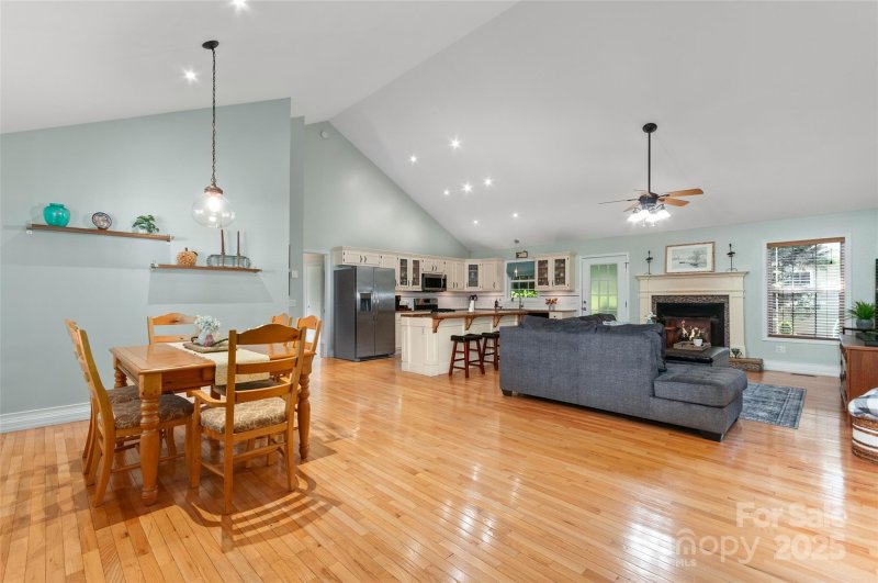 Property image 4 at 20 Grove Garden Avenue, Candler, NC 28715