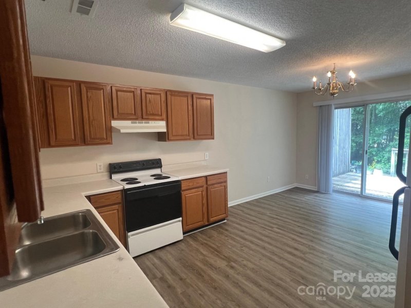 Property image 4 at 212 Doolie Road, Mooresville, NC 28117