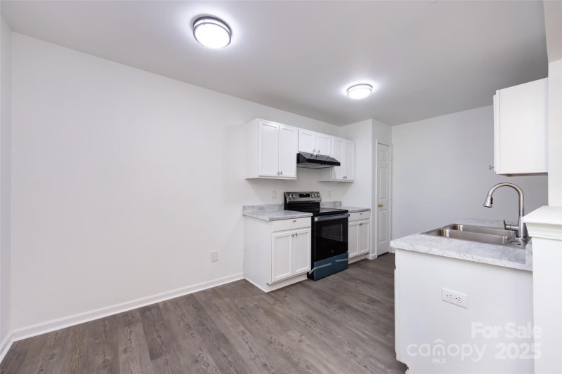 Property image 4 at 5343 Esther Lane, Charlotte, NC 28214