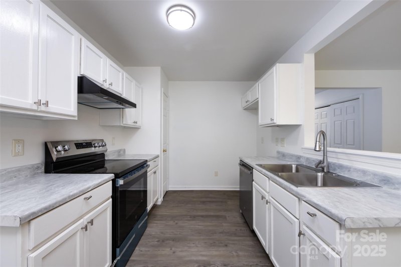 Property image 5 at 5343 Esther Lane, Charlotte, NC 28214