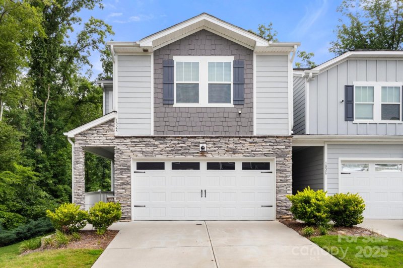 Property image 2 at 1028 Maltby Street, Charlotte, NC 28217