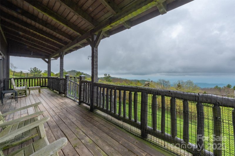 Property image 5 of 143 Daniel Boone Trail in Ogle Meadows, Burnsville, NC 28714