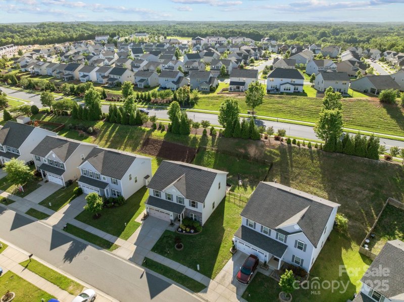 Property image 4 of 1725 Mill Creek Lane in The Mills At Rocky River, Concord, NC 28025