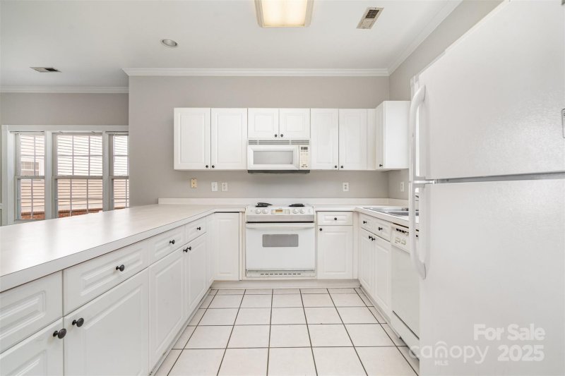 Property image 3 at 8969 Meadow Vista Road, Charlotte, NC 28213