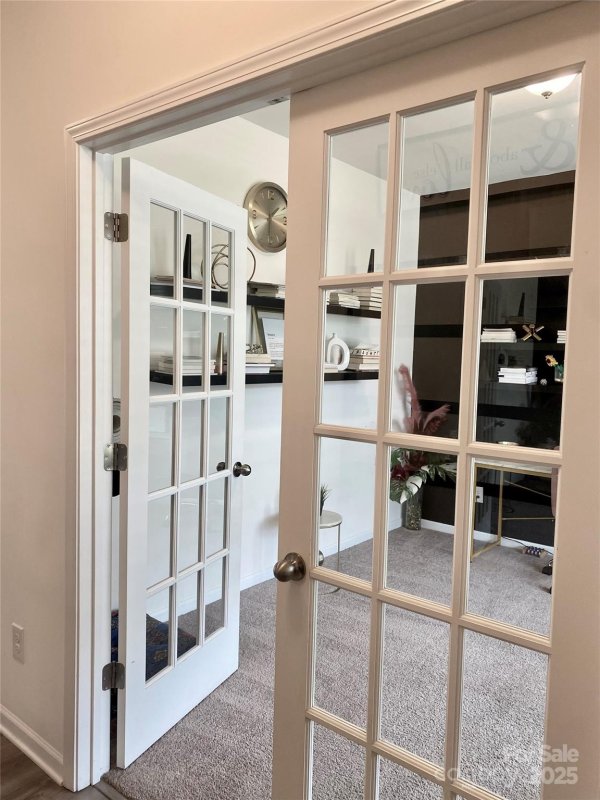 Property image 5 of 7024 Wheyfield Drive in Selwyn Landing, Charlotte, NC 28215