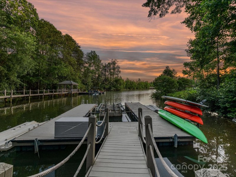 Property image 5 of 4290 Barbrick Street in Edgewater, Sherrills Ford, NC 28673