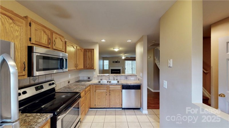 Property image 3 at 3236 Summercroft Lane, Charlotte, NC 28269