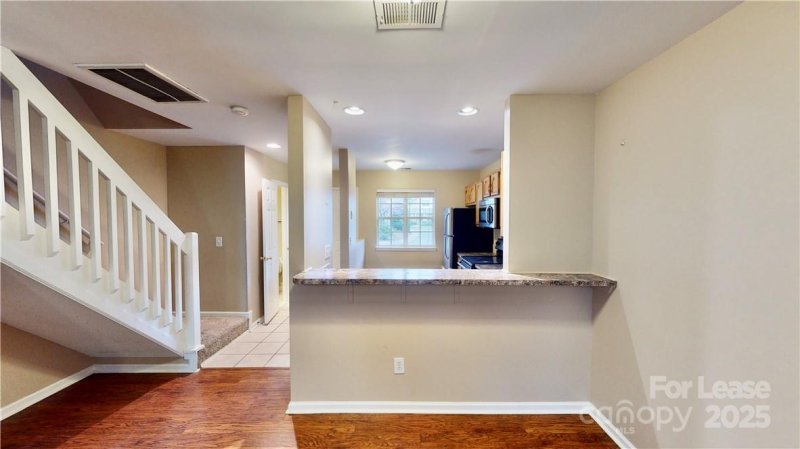 Property image 5 at 3236 Summercroft Lane, Charlotte, NC 28269