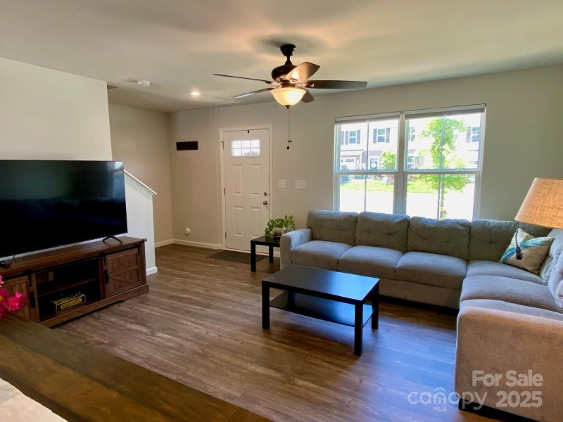 Property image 3 at 3113 Bouquet Street, Charlotte, NC 28215