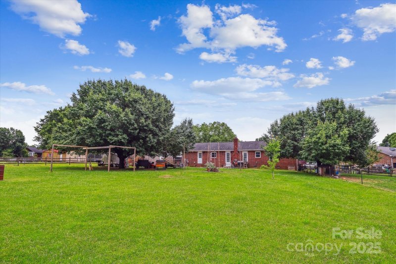 Property image 5 of 4527 Marshall Court in Myers Meadows, Monroe, NC 28110