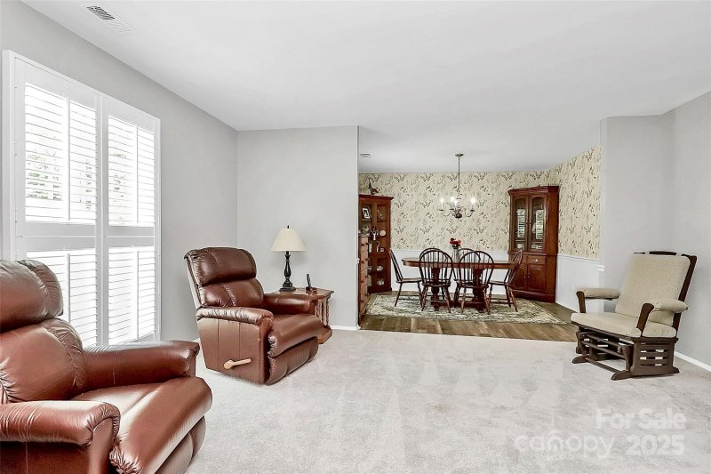 Property image 4 at 10024 Tealridge Lane, Charlotte, NC 28277