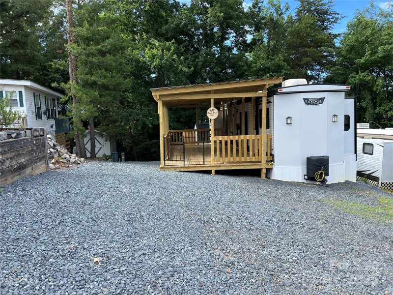 Property image 2 of 152 Eagle Drive in Badin Shores Resort, New London, NC 28127