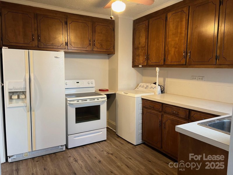 Property image 4 at 702 Wiley Avenue, Salisbury, NC 28144