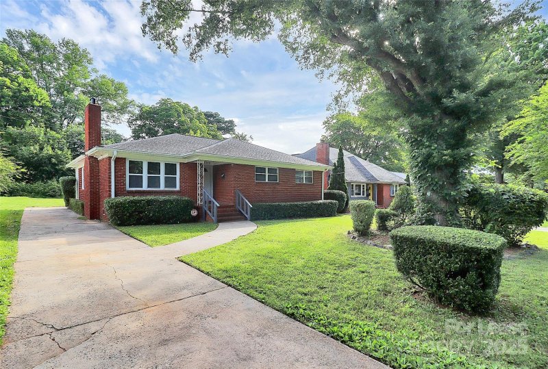 Property image 2 at 1908 Patton Avenue, Charlotte, NC 28216