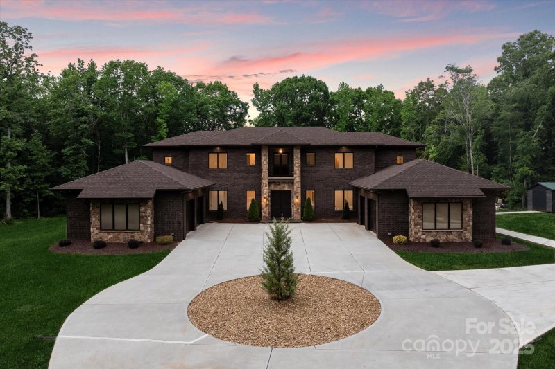 Olive Branch Estates