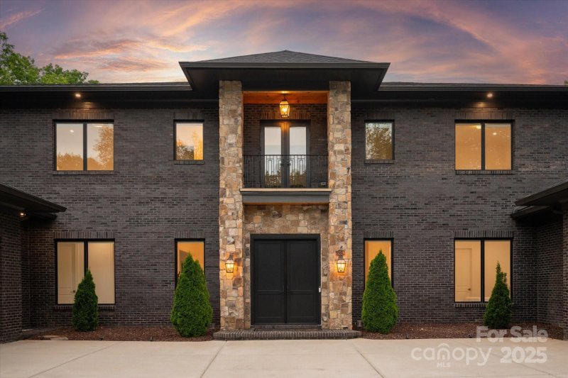 Property image 2 of 3020 Brooks Mill Lane in Olive Branch Estates, Wingate, NC 28174