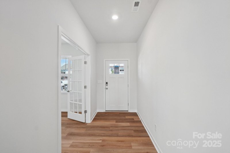 Property image 2 at 11131 Cardinal Creek Avenue, Charlotte, NC 28215