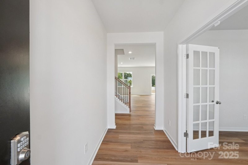 Property image 3 at 11131 Cardinal Creek Avenue, Charlotte, NC 28215