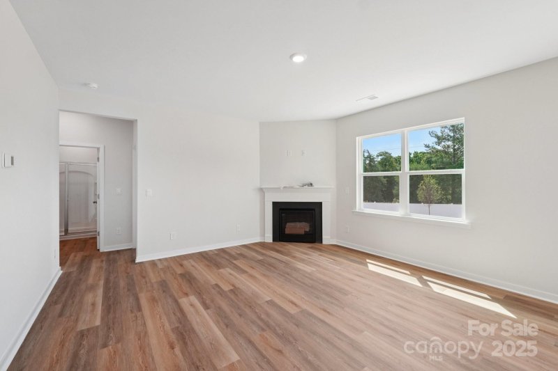 Property image 5 at 11131 Cardinal Creek Avenue, Charlotte, NC 28215