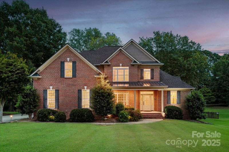 Property image 2 of 1912 Windmere Drive in Windmere, Monroe, NC 28110