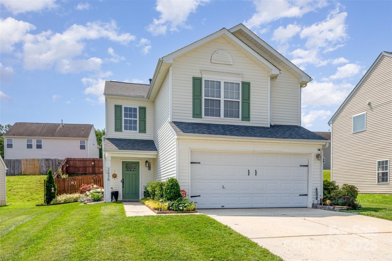 Property image 2 at 2636 Forest Grove Court, Charlotte, NC 28269