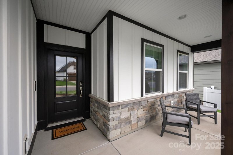 Property image 2 at 602 Compass Drive, Denver, NC 28037